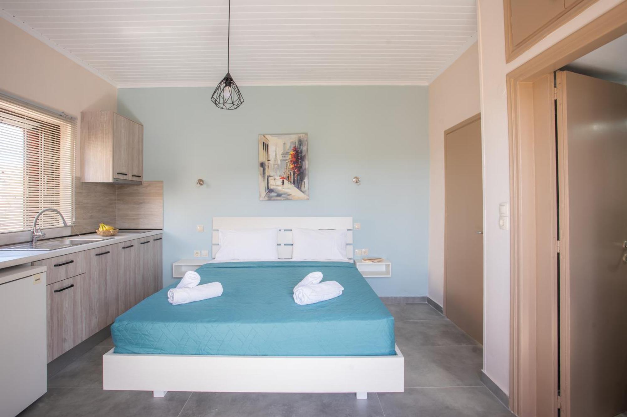 Eros Appartments Kalamítsi Exteriör bild